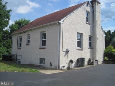 313 Ivyland Rd, Warminster, PA 18974 - photo 4