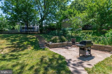 1109 Plover Dr, Halethorpe, MD 21227 - photo 6