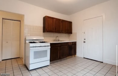 26 Dodd St, Bloomfield, NJ 07003 - photo 4