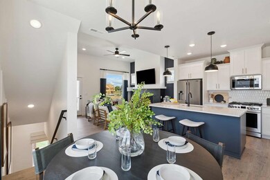 The Quinn - Dining