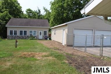 18471 Us Highway 12, Cement City, MI 49233 - photo 4