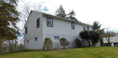 381 Bennetts Farm Rd, Ridgefield, CT 06877 - photo 4