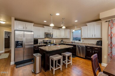 East Hills unit 12, Bismarck, ND 58501 - photo 6