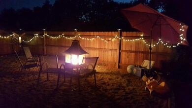 512 NW Lynel Ct, Grants Pass, OR 97526 - photo 3