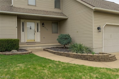 819 Bridge Rd, Akron, OH 44312 - photo 5