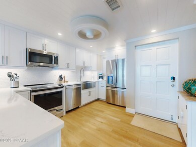 2-web-or-mls-1133-ocean-shore-blvd-204