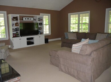 2 Sophia Ln, Greenville, RI 02828 - photo 4