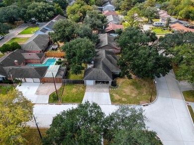 2603 Westfield St, Alvin, TX 77511 - photo 3