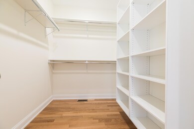 walk in closet
