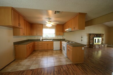 2826 Starlight Blvd, Redding, CA 96001 - photo 5