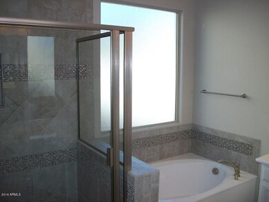 207 Tub and Shower