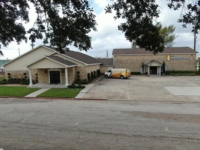 1008 Allen St, Rosenberg, TX 77471 - photo 2