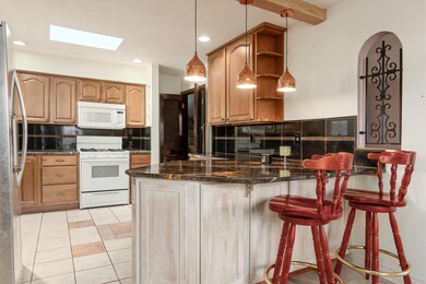 6252 Willowcrest Dr, Columbus, OH 43229 - photo 7