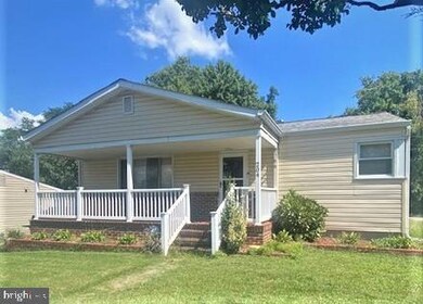 204 Cheddington Rd, Linthicum Heights, MD 21090 - photo 2