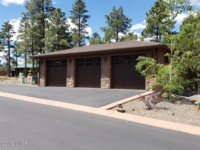 002_1 Car Garage