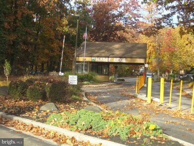 6350 Red Cedar Place unit 313, Baltimore, MD 21209 - photo 2