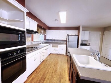 4205 NW 60th St, Oklahoma City, OK 73112 - photo 7