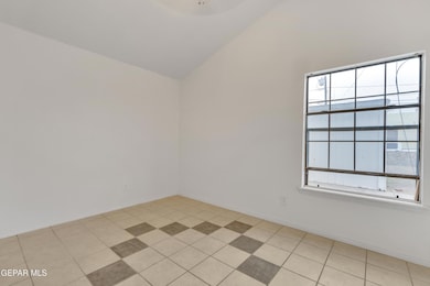 3700 La Luz Ave unit B, El Paso, TX 79903 - photo 3