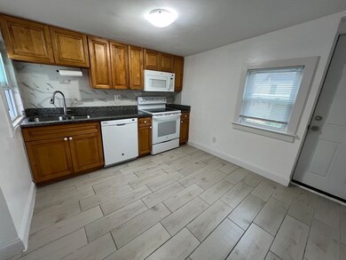 23 Myrtle St unit 2/F, Quincy, MA 02171 - photo 2