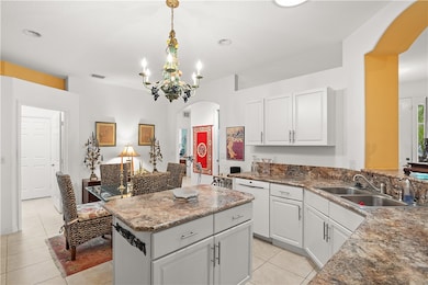 391 W Tangerine Square SW, Vero Beach, FL 32968 - photo 7