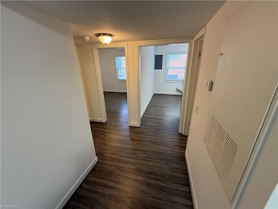 233 N Sunset Dr unit B, Winston Salem, NC 27101 - photo 6