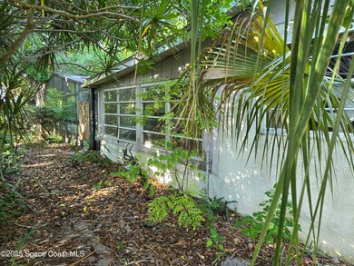 1035 Sea Grape Dr, Melbourne, FL 32935 - photo 5