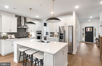 18260 Hobbes Rest Ln, Leesburg, VA 20176 - photo 3