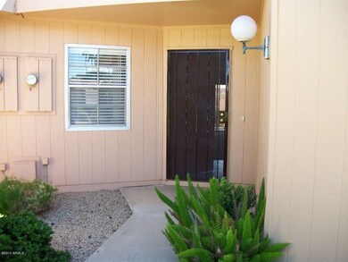 10556 W Palmeras Dr, Sun City, AZ 85373 - photo 2