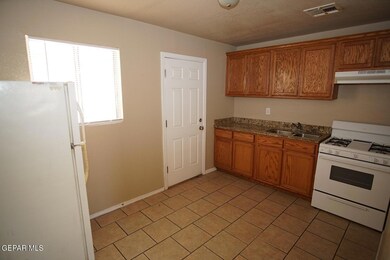 8608 Lawson St unit 6, El Paso, TX 79904 - photo 4