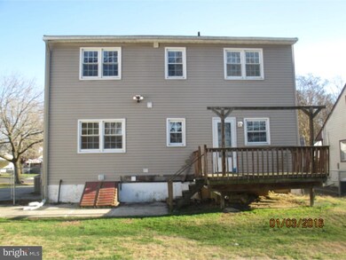 403 W 1st Ave, Runnemede, NJ 08078 - photo 3
