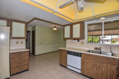 Kitchen-Breakfast Room