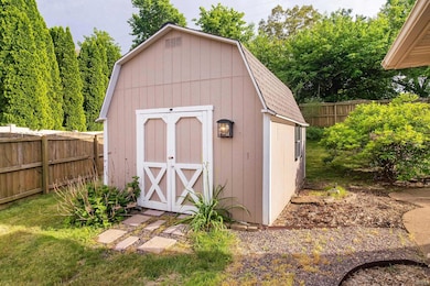 105 Temple, Newburgh, IN 47630 - photo 7