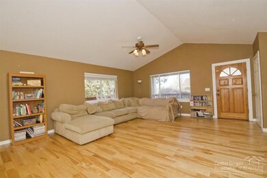 20725 Russell Dr, Bend, OR 97701 - photo 6