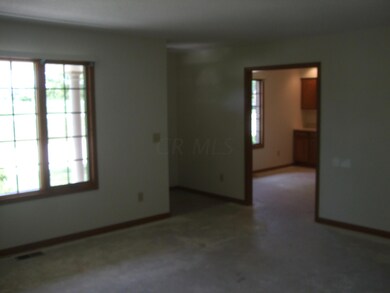 798 Stonebrook Dr, Marysville, OH 43040 - photo 4