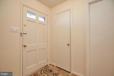 10107 Brandon Way, Manassas, VA 20109 - photo 4