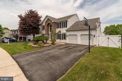 2713 Beacon Dr, Reading, PA 19608 - photo 2