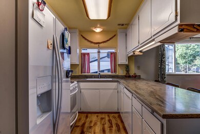 396TourmalineWay_004