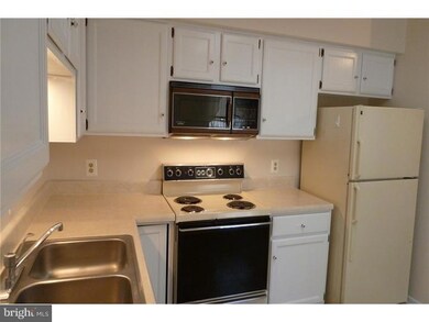 156 Valley Stream Cir unit F, Chesterbrook, PA 19087 - photo 2