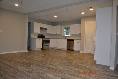 1008 Frances Dr, Rosenberg, TX 77471 - photo 3