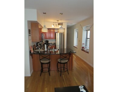 7 Henchman St unit 405, Boston, MA 02113 - photo 3