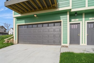 335 Forest Ave unit 24, Des Moines, IA 50314 - photo 2