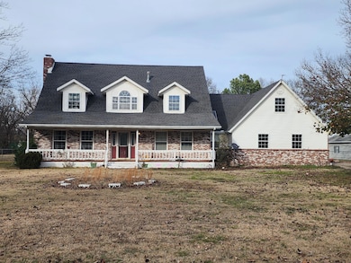 1113 E B St, Commerce, OK 74339 - photo 2