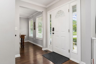 Foyer/Front Entrance