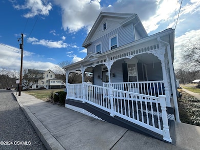 82 Walnut St, Bloomsburg, PA 17815 - photo 5