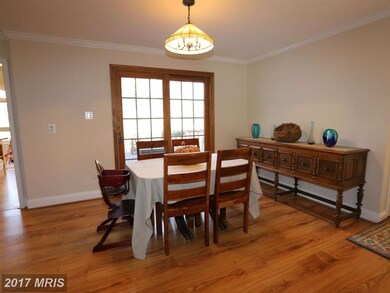 121 Kingsley Rd SW, Vienna, VA 22180 - photo 7