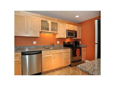9 Village Ct unit 9, West Warwick, RI 02893 - photo 4