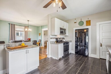 Eating space | Kitchen