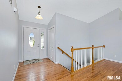 1611 W 69th St, Davenport, IA 52806 - photo 2