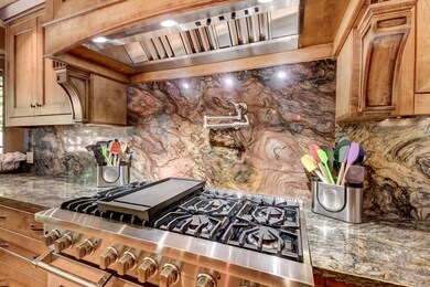 2036 E Myrna Ln-90