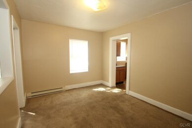 601 N Front St unit 3, Allentown, PA 18102 - photo 2